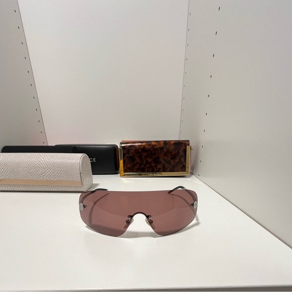 CHANEL Shield Rimless Amber sunglasses - Picture 1 of 8